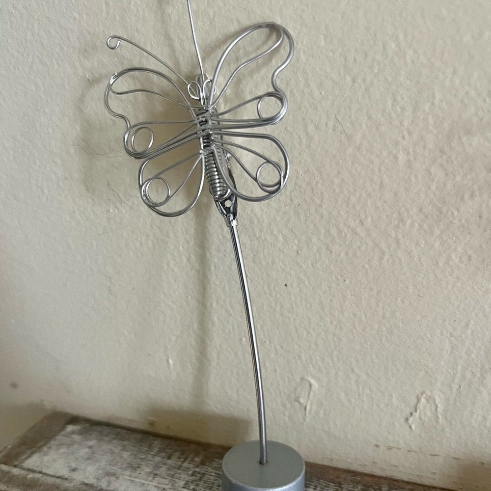 Silver Wire Butterfly and Flower Photo Holder Set - Picture 2 of 8